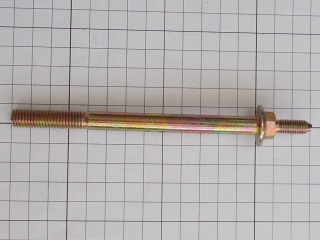 Болт крепления стартера Chery Amulet A11-3708111