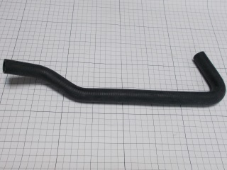 Патрубок отопителя выходной Geely MK, MK Cross 1017008028 (оригинал)