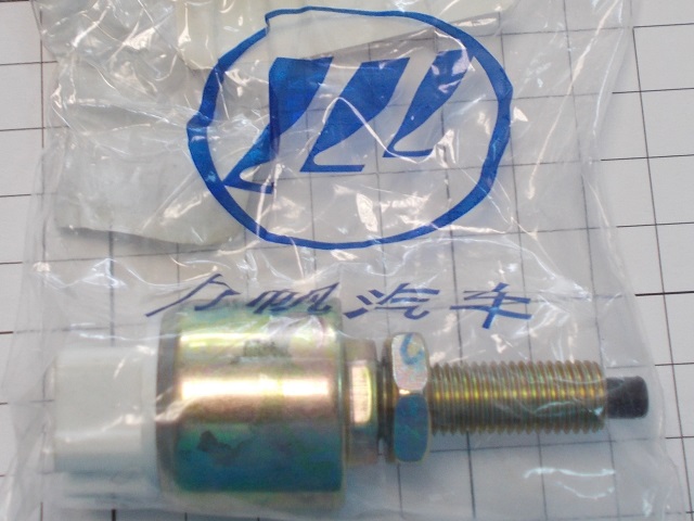 ������ (��������) ����-������� Lifan Solano (��������) B3781120